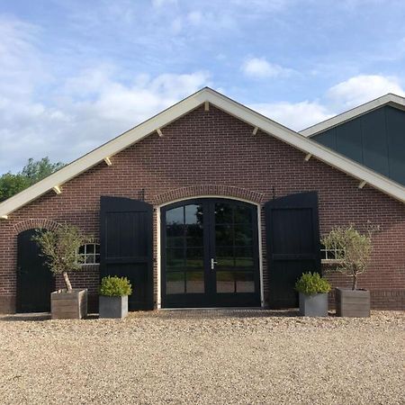 Gastenverblijf Op De Prins Hendrik Hoeve In Buren Buren  Exterior foto